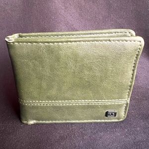 Billabong Men’s Dimensions Wallet/ Olive Green